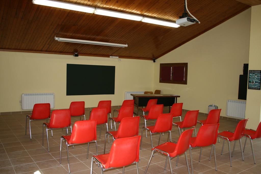 Alberg Escola De Piraguisme De سورت المظهر الخارجي الصورة
