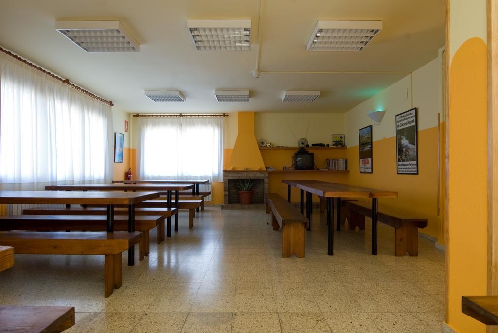 Alberg Escola De Piraguisme De سورت المظهر الخارجي الصورة